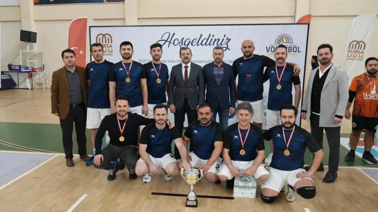 Gürsu Belediyesi voleybolun şampiyonu oldu