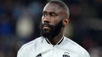 Beşiktaş'ın Hızlı Sol Beki Masuaku'nun Başarı Dolu Kariyeri